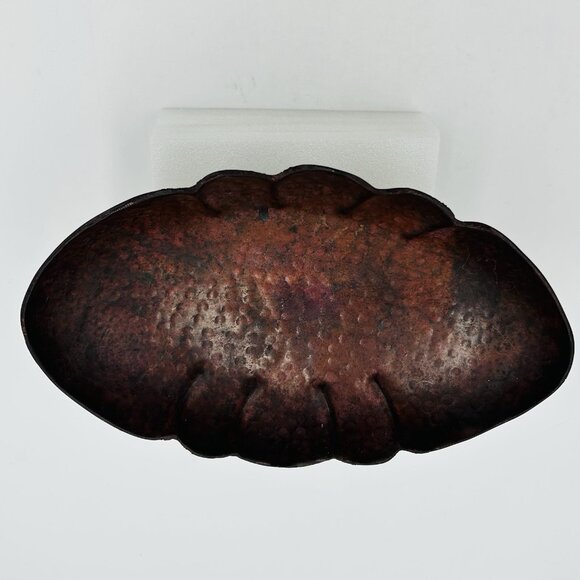 S.N.K E.N.T Inc. Hammered Metal 12" x 8" x 2.5" Centerpiece Bowl Made in India - Picture 2 of 8